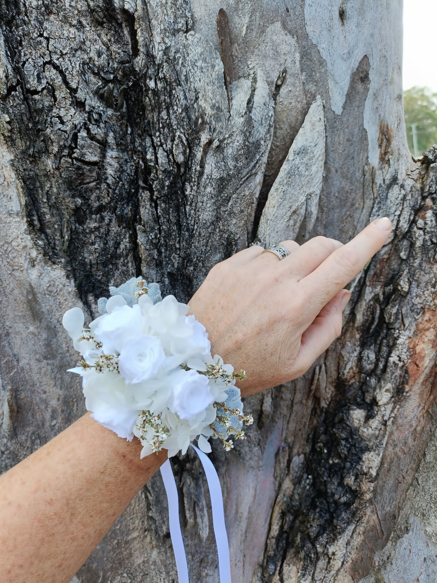 Corsage (preserved flowers)